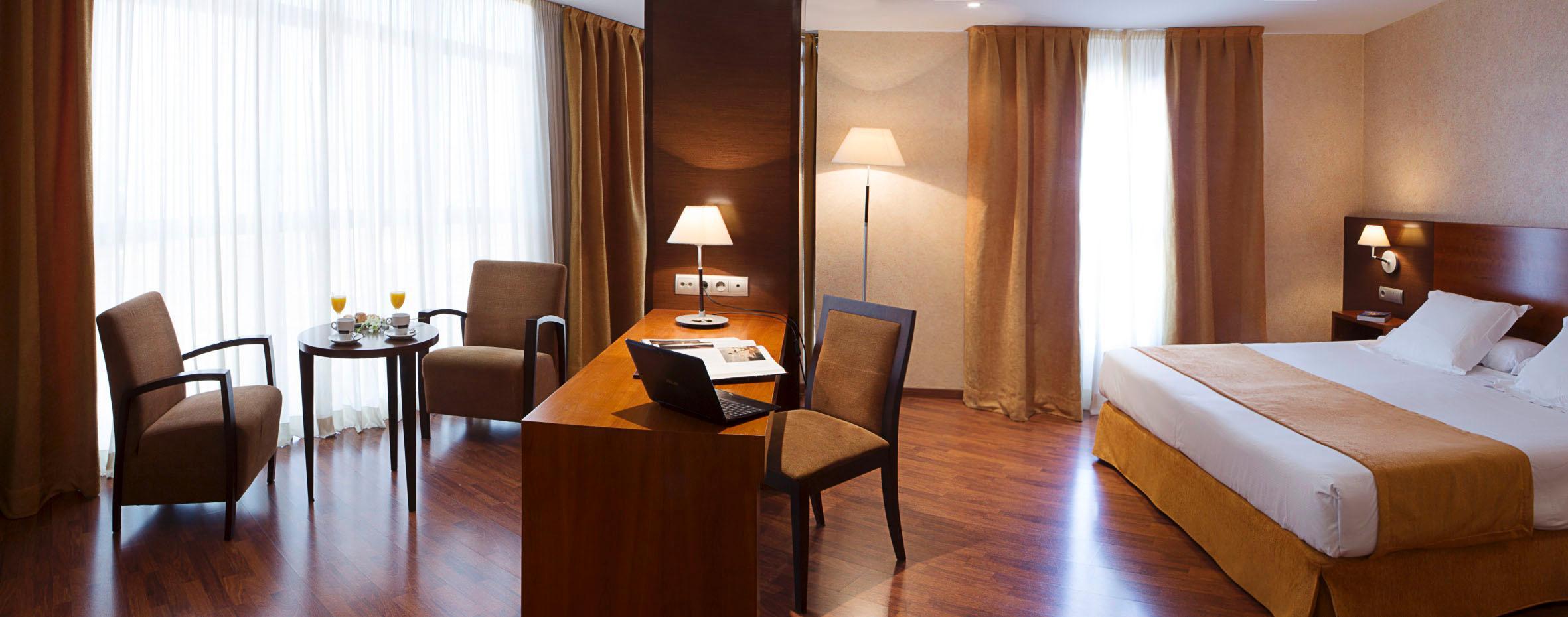 טורדסיאס Hotel Torre De Sila מראה חיצוני תמונה