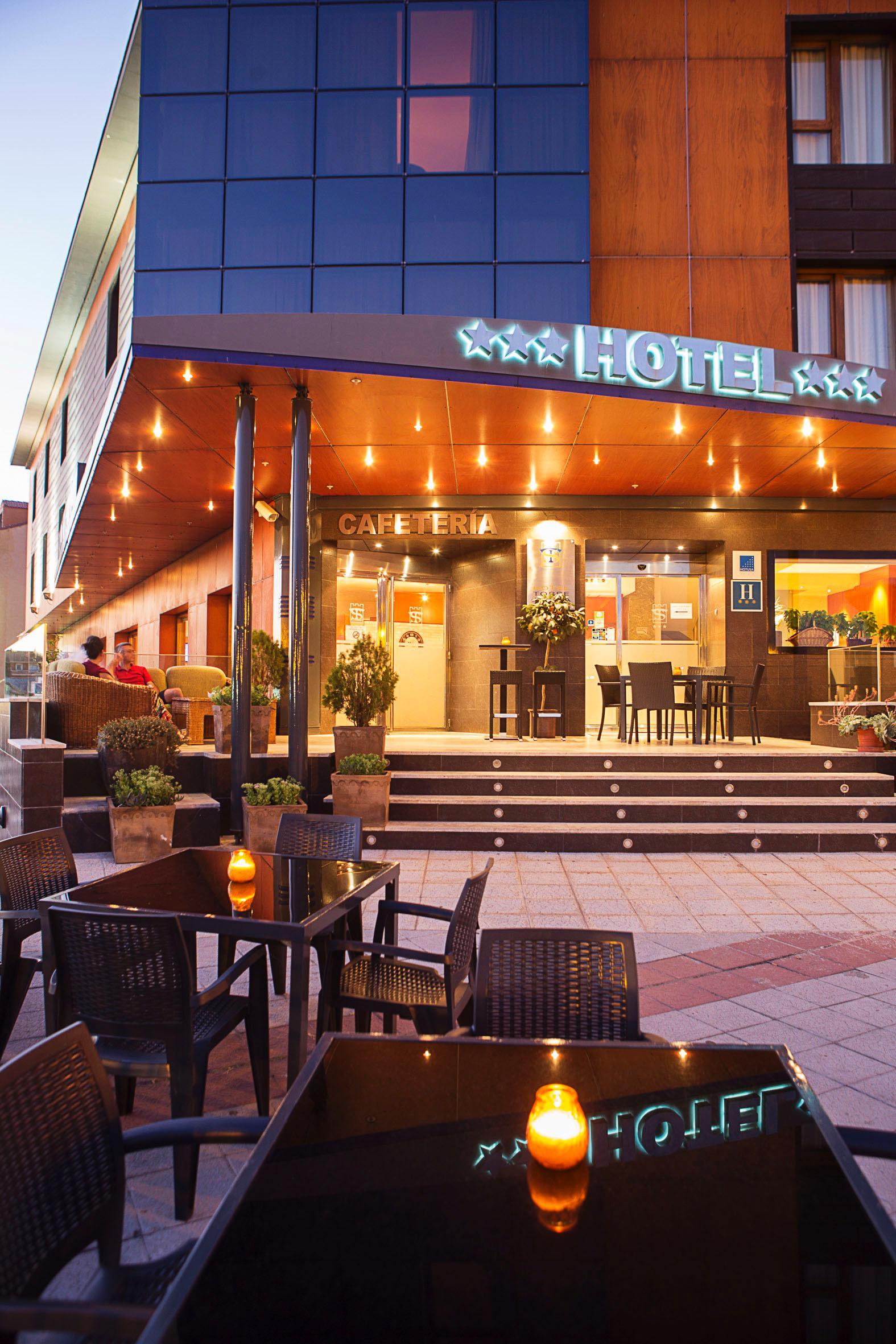 טורדסיאס Hotel Torre De Sila מראה חיצוני תמונה