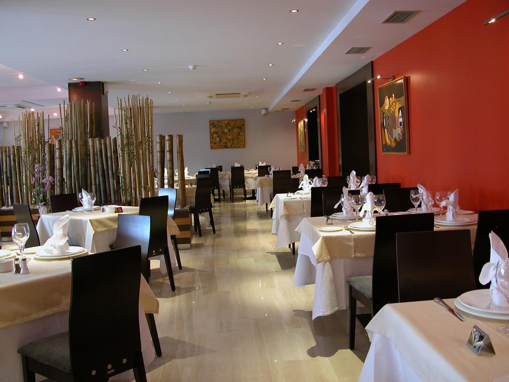 טורדסיאס Hotel Torre De Sila מסעדה תמונה