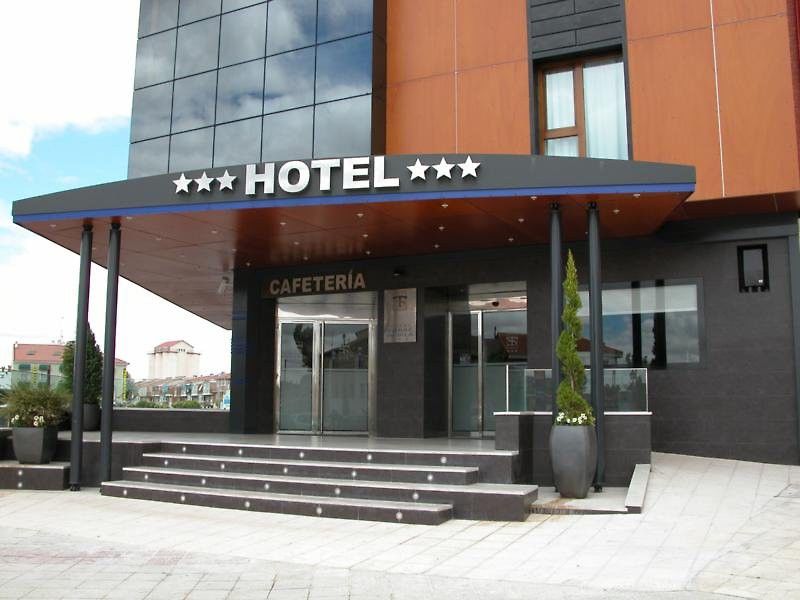 טורדסיאס Hotel Torre De Sila מראה חיצוני תמונה