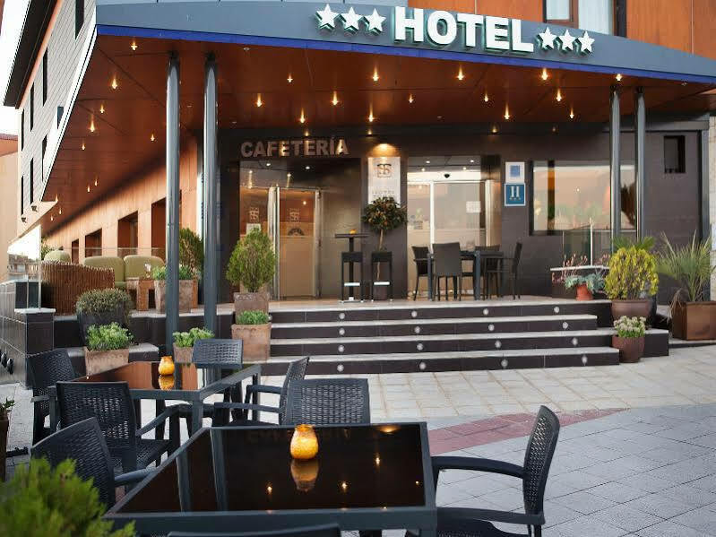 טורדסיאס Hotel Torre De Sila מראה חיצוני תמונה